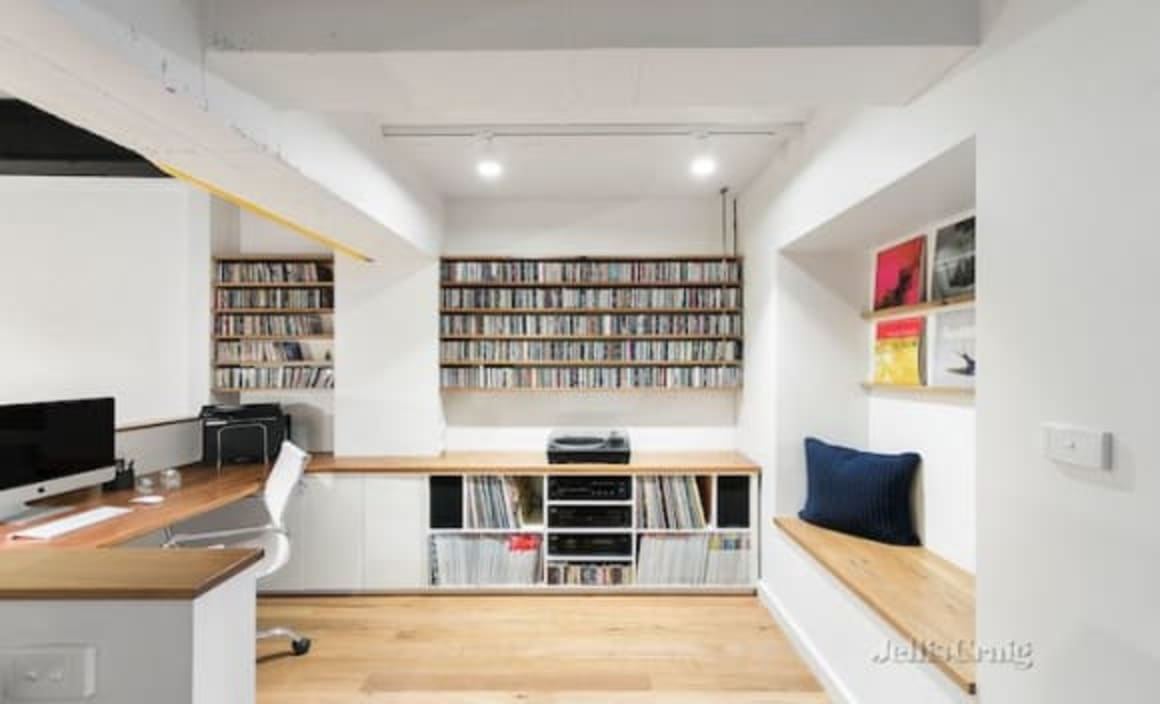 Architecturally designed Collingwood home sells for 1.78...